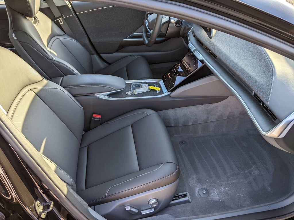 Used 2025 Lucid Air Pure image 21