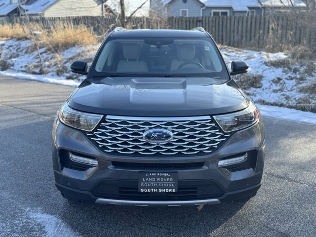 Used 2020 Ford Explorer Platinum w/ Premium Technology Package image 3