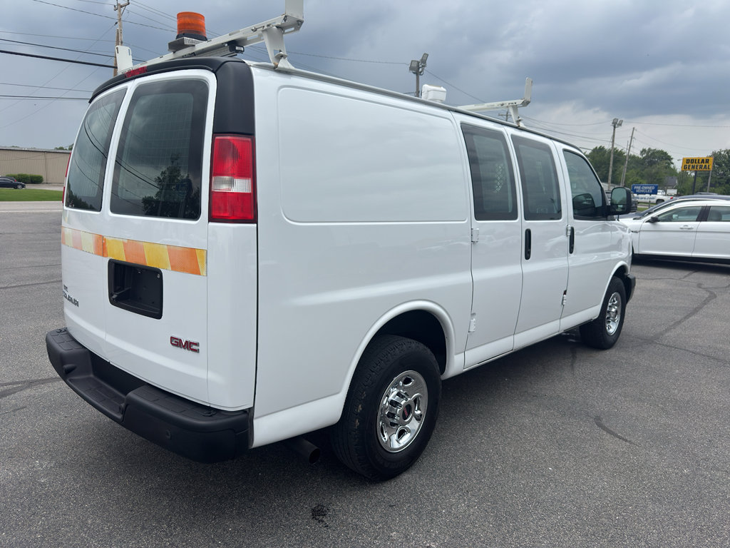 Used 2017 GMC Savana 2500 w/ All Terrain Package RWD image 7