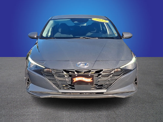Used 2023 Hyundai Elantra SEL w/ Convenience Package FWD image 2