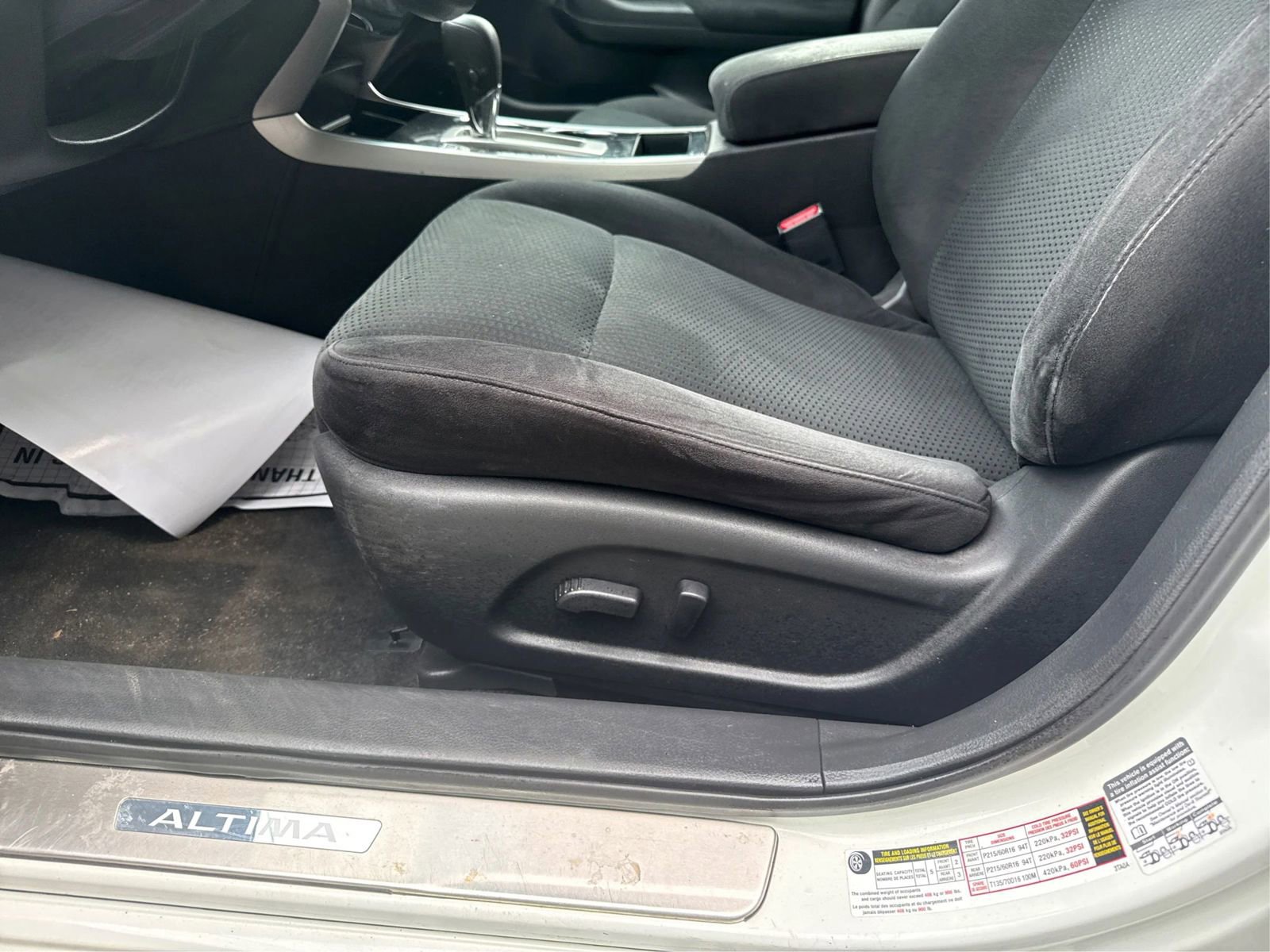 Used 2014 Nissan Altima 2.5 S FWD image 18