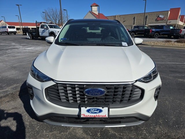 New 2026 Ford Escape Platinum image 8