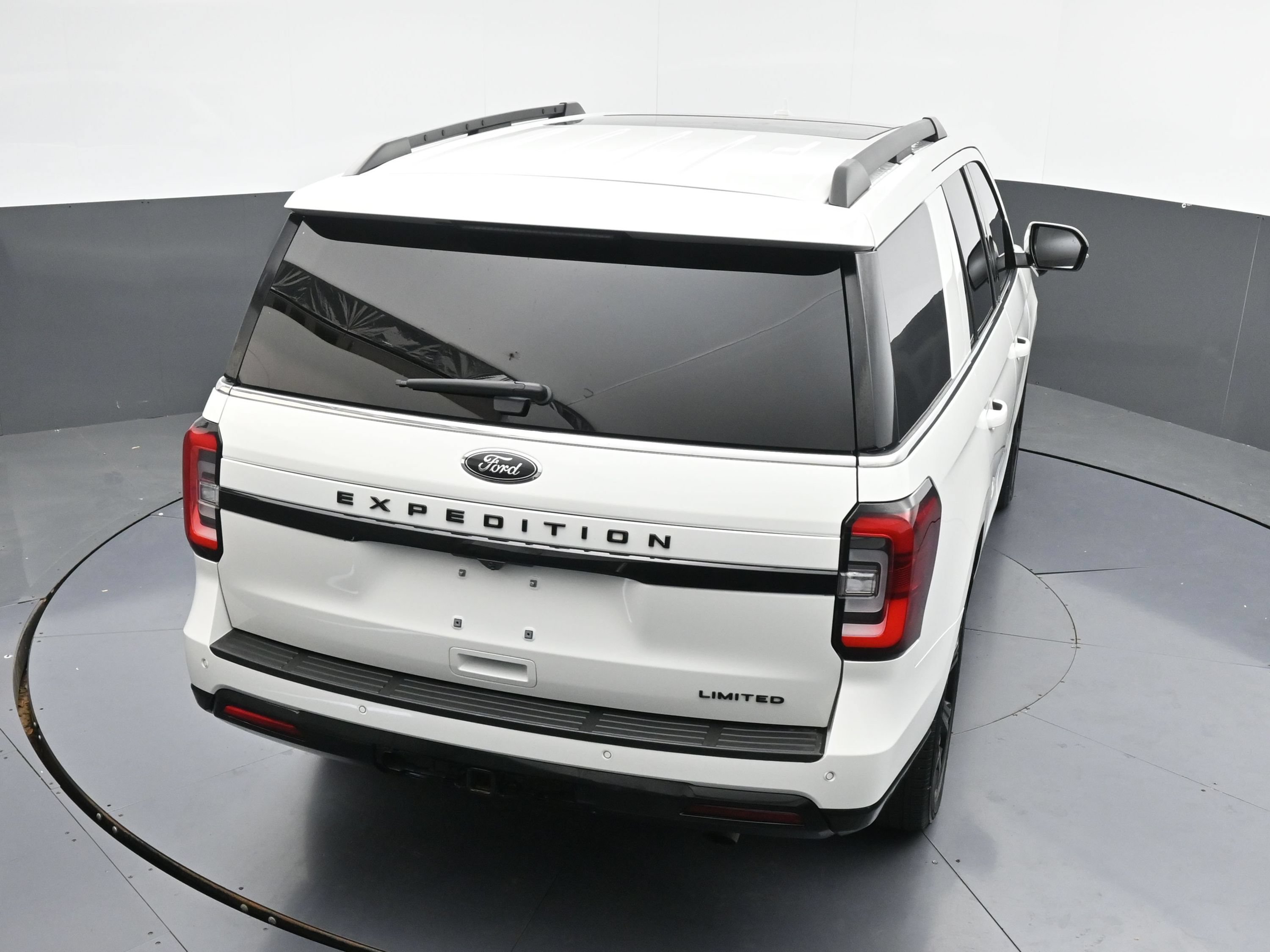 Used 2023 Ford Expedition Limited RWD image 40
