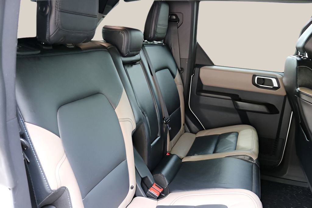 Used 2024 Ford Bronco Wildtrak image 18