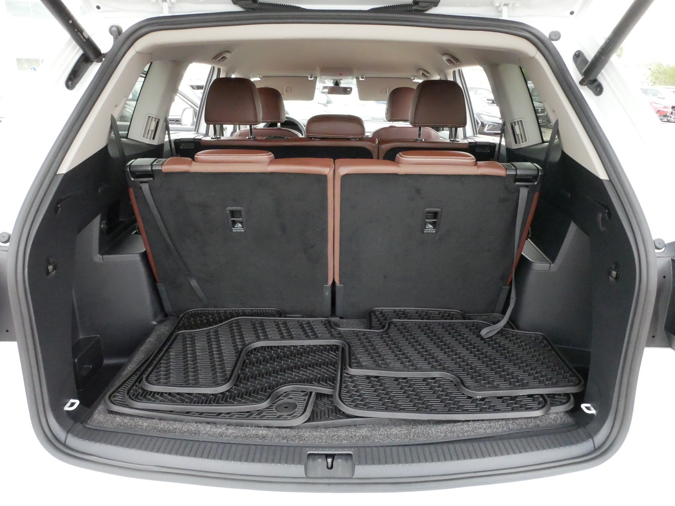 Certified 2023 Volkswagen Atlas SE AWD/4WD image 18