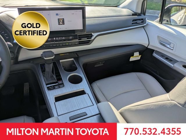 Certified 2026 Toyota Sienna XLE FWD image 21