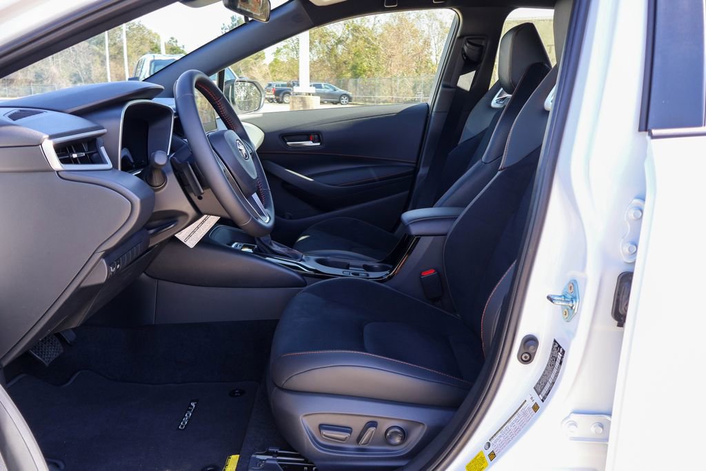 New 2026 Toyota Corolla SE w/ Carpet Mat Package (TMS) image 7