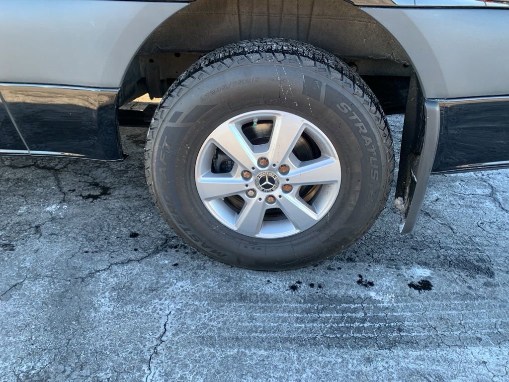 Used 2020 Mercedes-Benz Sprinter 2500 image 11