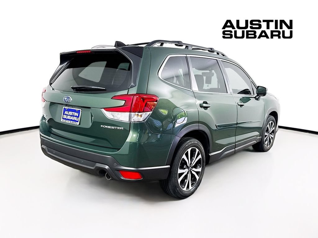 Used 2024 Subaru Forester Limited AWD/4WD image 7