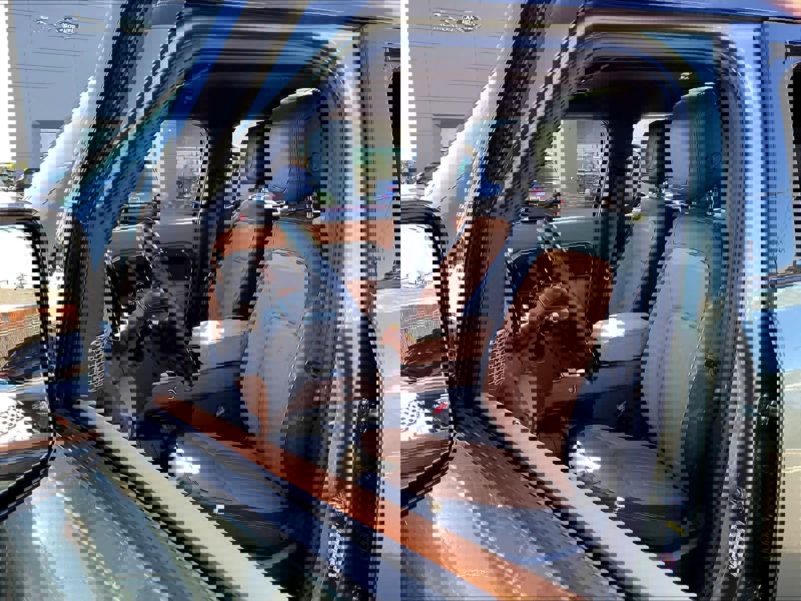 Used 2024 Land Rover Defender 110 X image 27