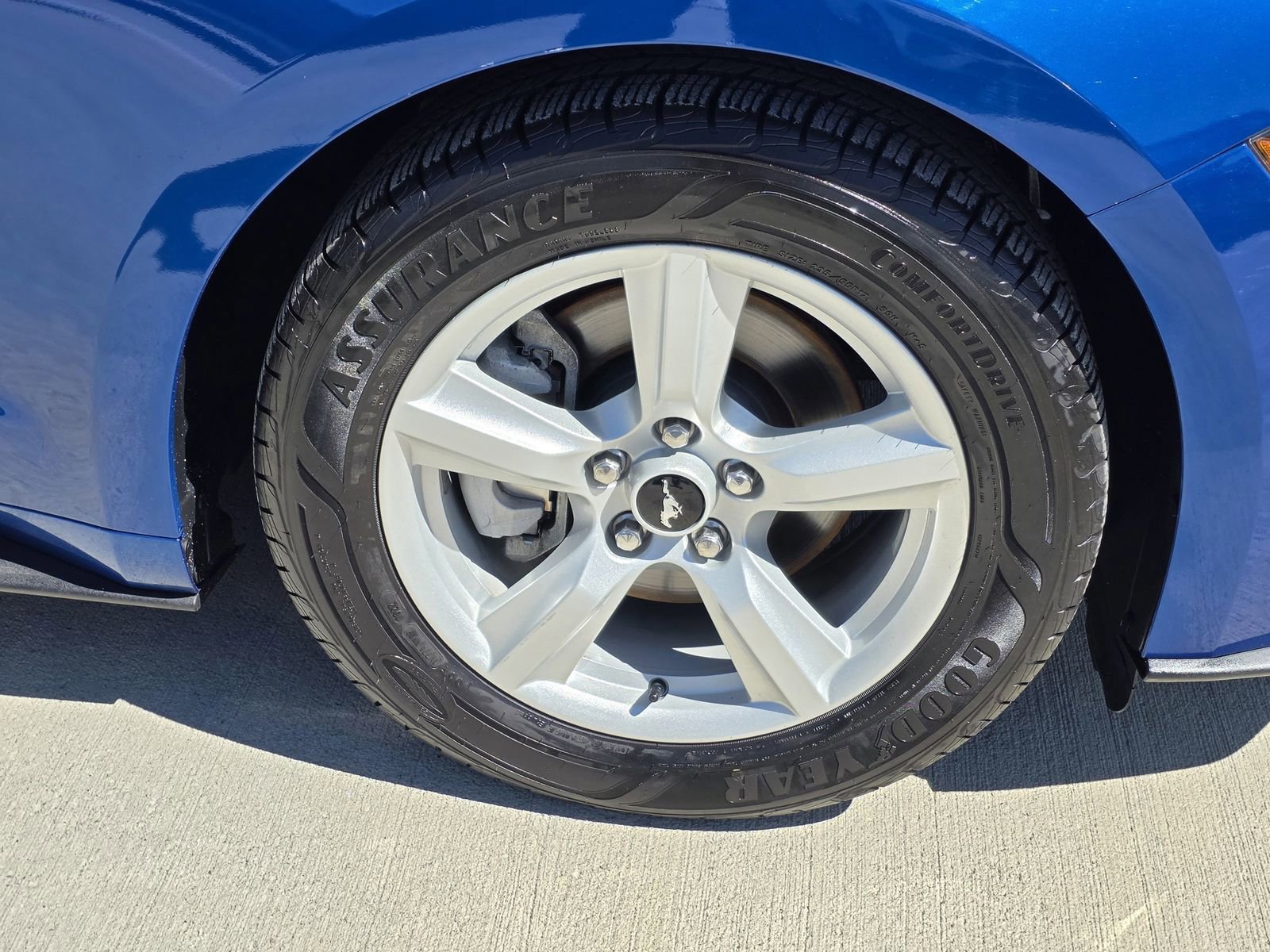 Used 2018 Ford Mustang Coupe image 31