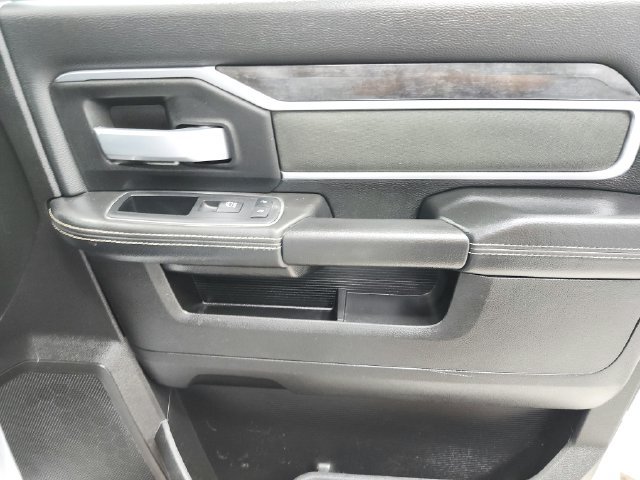 Used 2024 RAM 3500 Big Horn AWD/4WD image 39