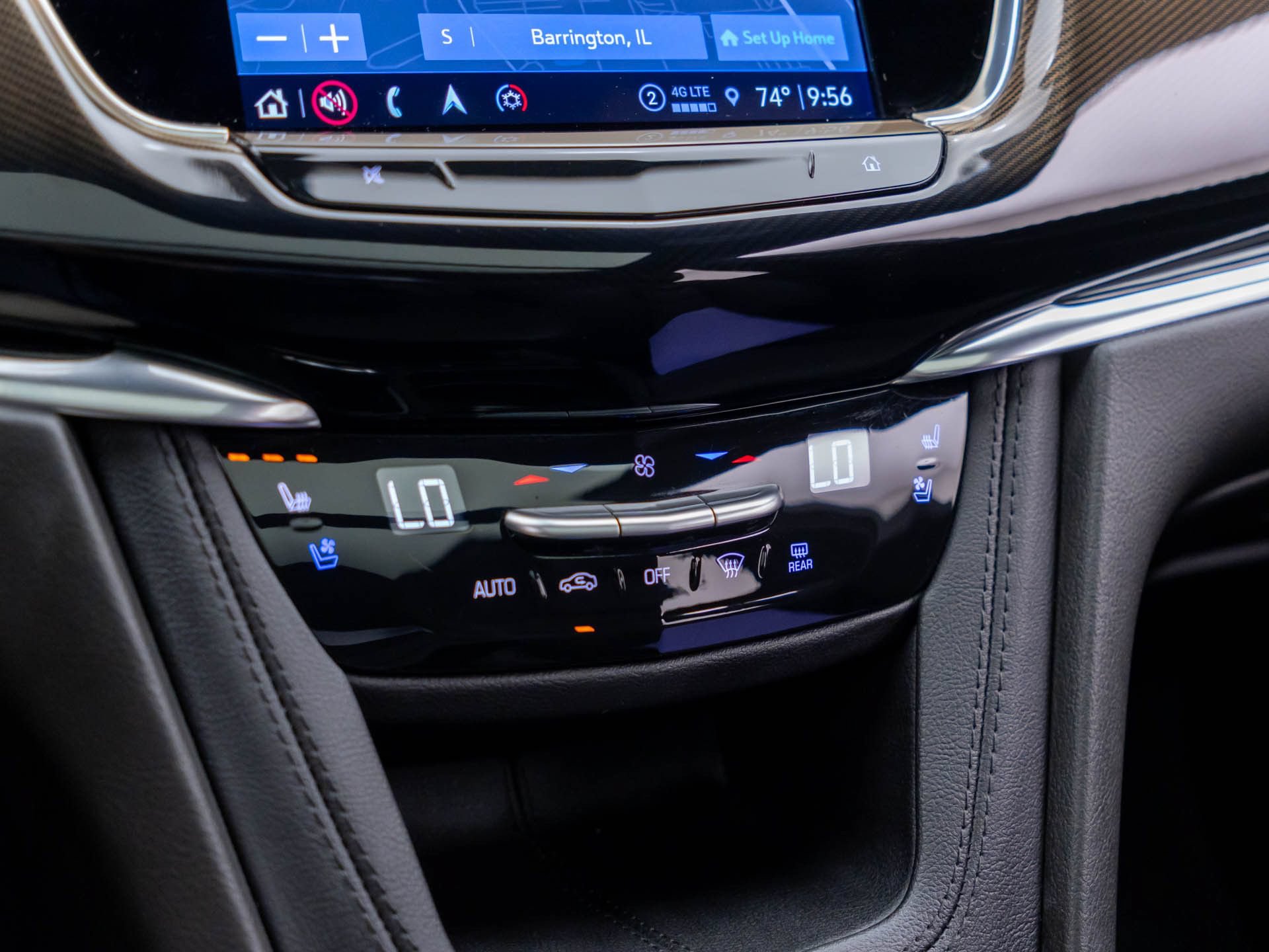 Used 2025 Cadillac XT6 Premium Luxury w/ Platinum Package AWD/4WD image 28