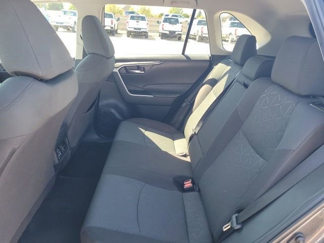 Used 2024 Toyota RAV4 XLE FWD image 17