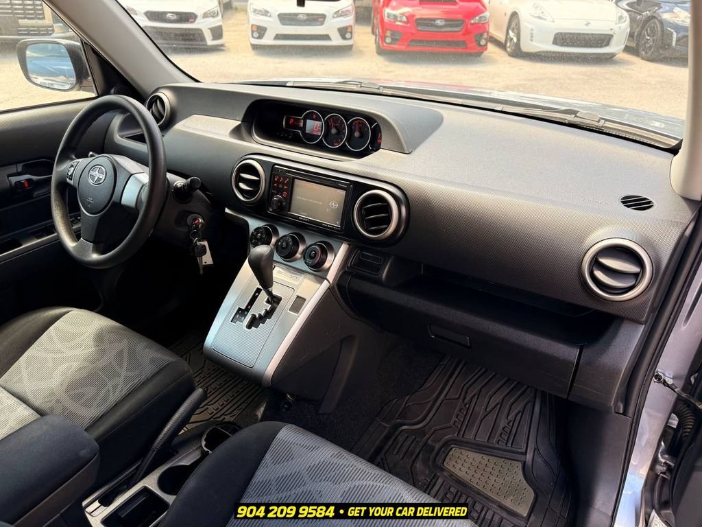 Used 2012 Scion xB FWD image 34