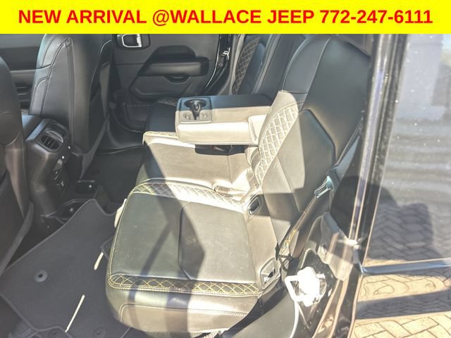 Used 2021 Jeep Gladiator Overland AWD/4WD image 16