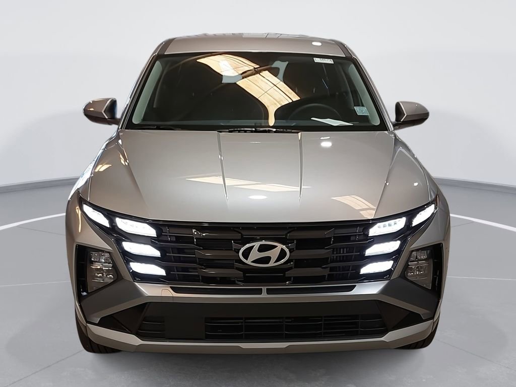 New 2026 Hyundai Tucson Blue SE image 2