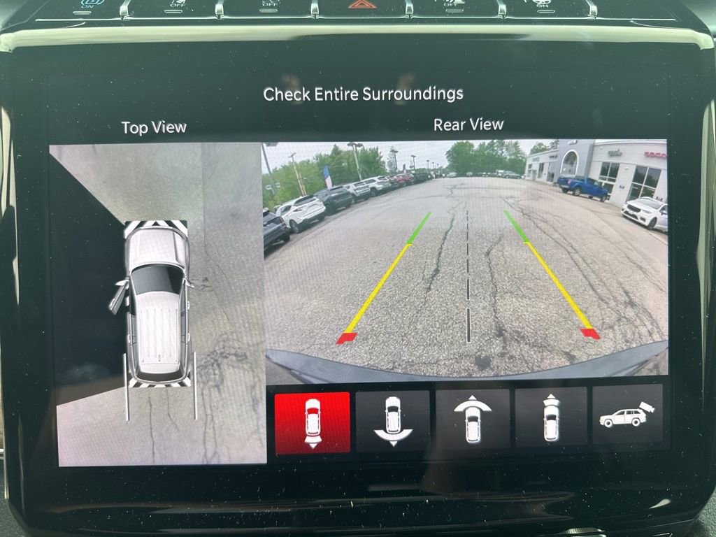 Used 2023 Jeep Grand Cherokee Summit w/ Luxury Tech Group V image 22