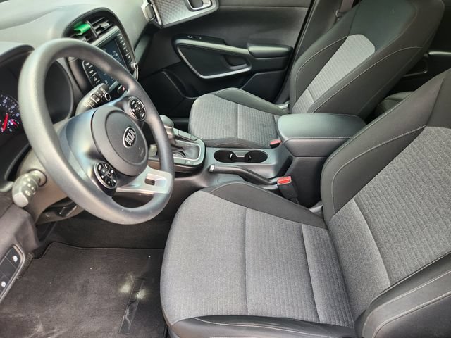 Used 2020 Kia Soul S FWD image 14