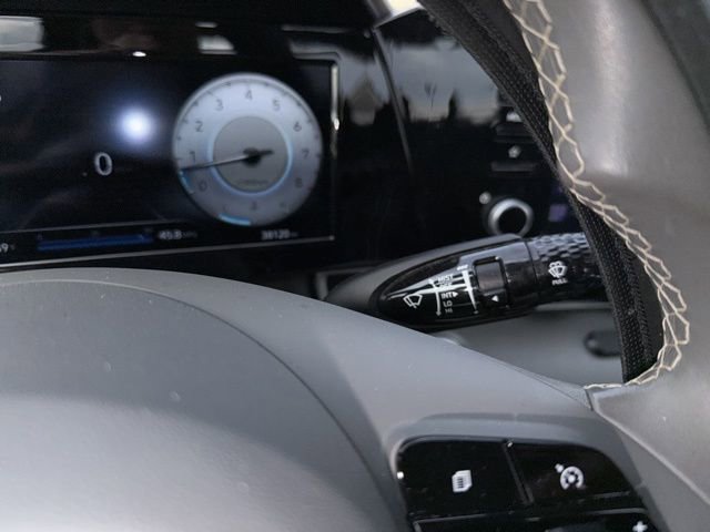 Used 2022 Hyundai Elantra SEL w/ Convenience Package image 38