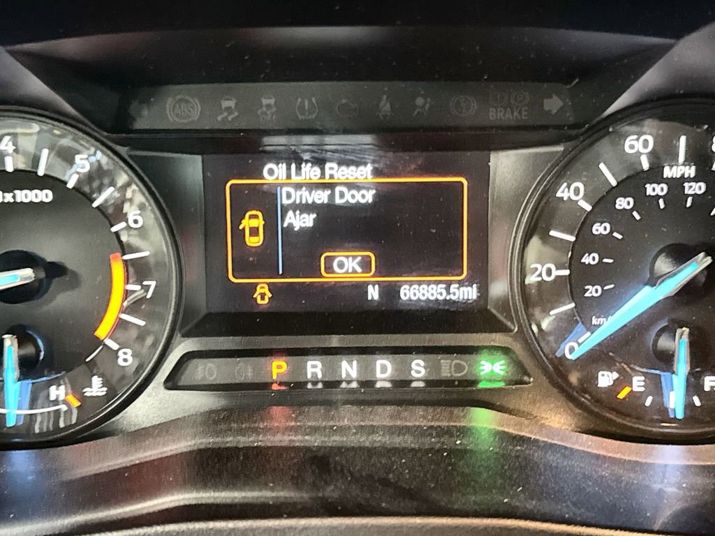 Used 2018 Ford Explorer FWD image 18