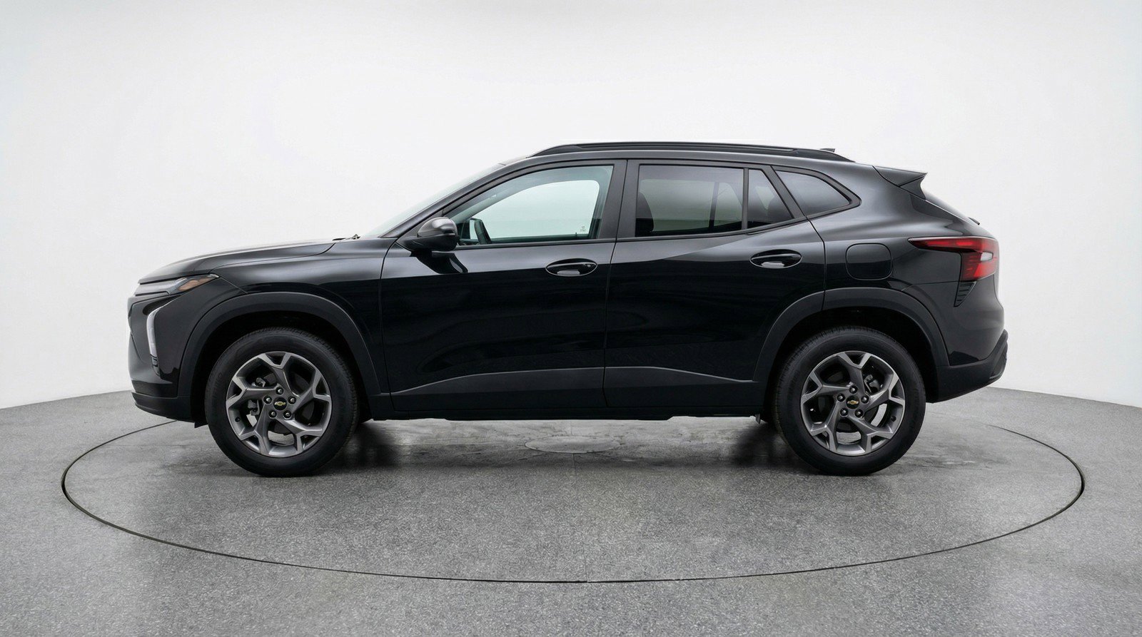 Used 2025 Chevrolet Trax LT image 5
