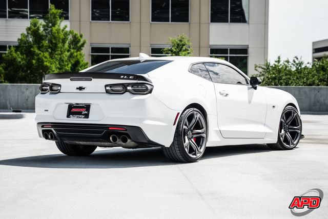 Used 2019 Chevrolet Camaro SS RWD image 52