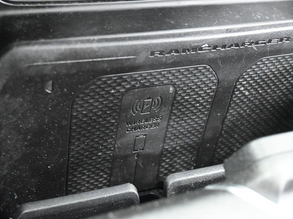 Used 2021 RAM 1500 Laramie w/ Night Edition image 25