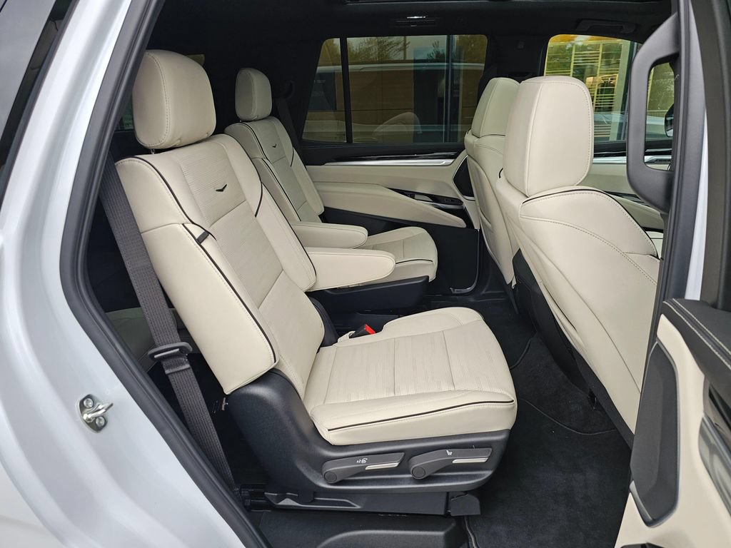 New 2026 Cadillac Escalade Sport w/ Touring Package AWD/4WD image 12