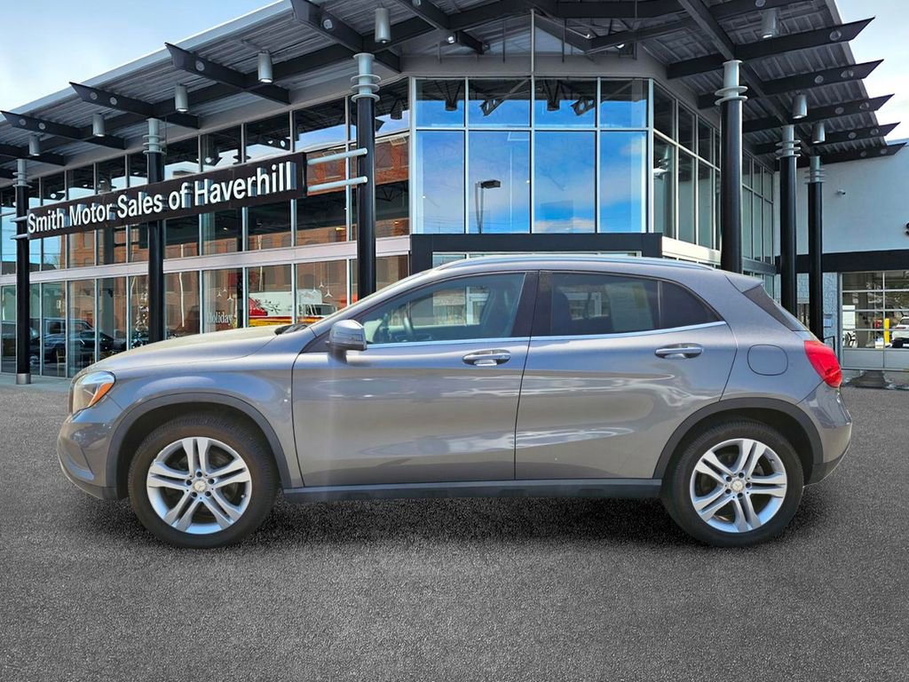Used 2016 Mercedes-Benz GLA 250 4MATIC image 2
