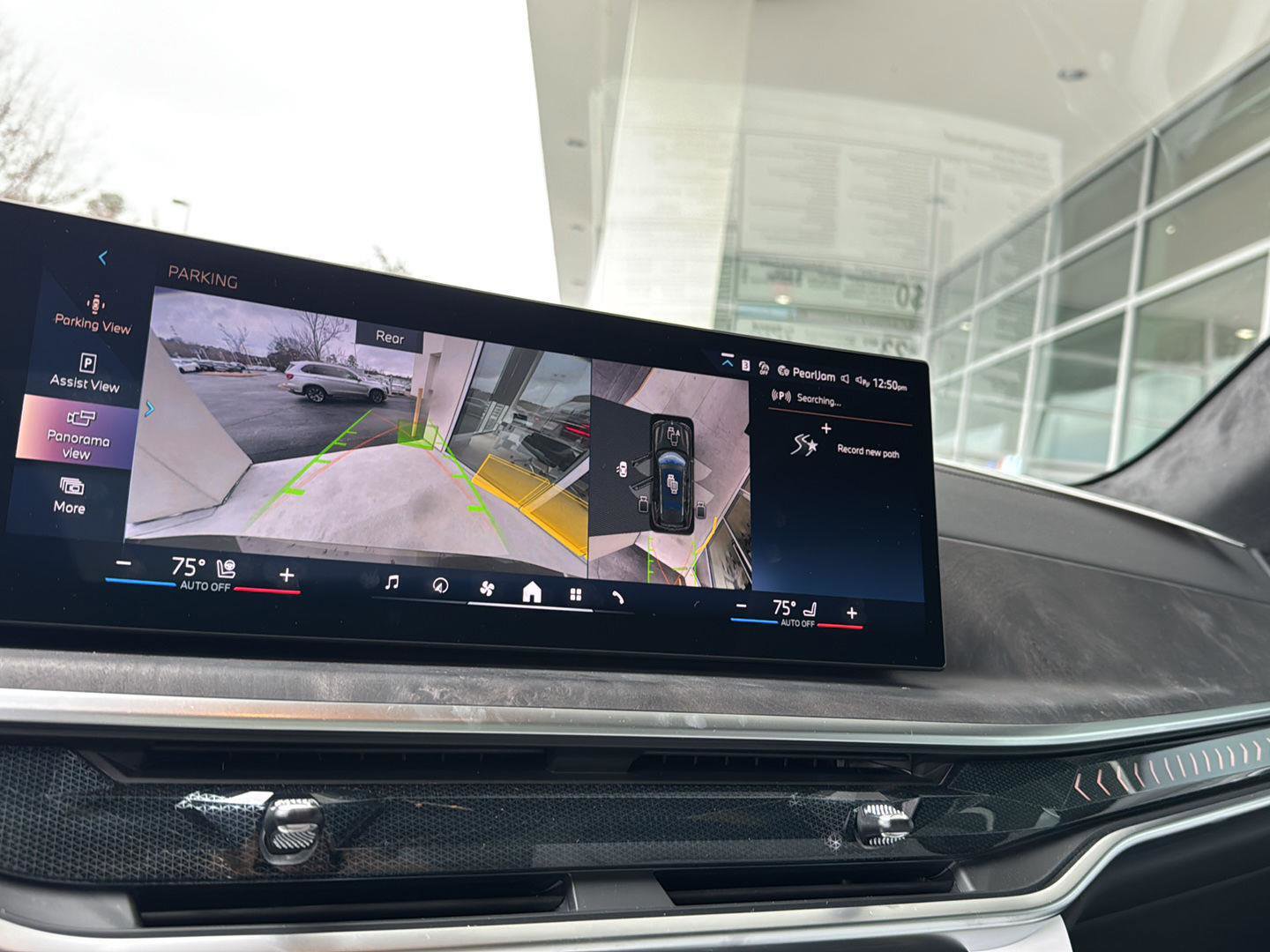 New 2026 BMW X7 xDrive40i w/ Premium Package image 21