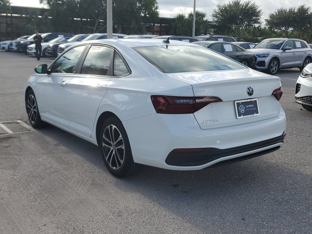 Certified 2024 Volkswagen Jetta Sport FWD image 7