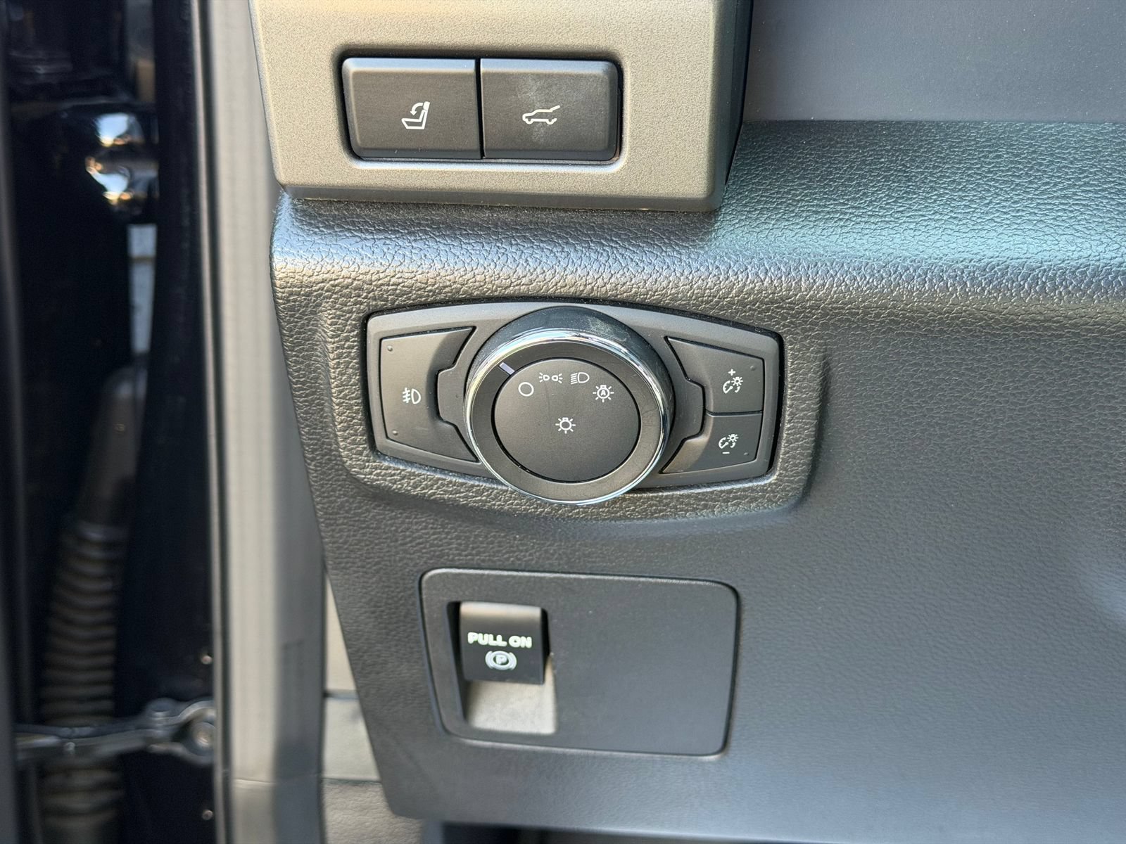 Used 2021 Ford Expedition XLT AWD/4WD image 33
