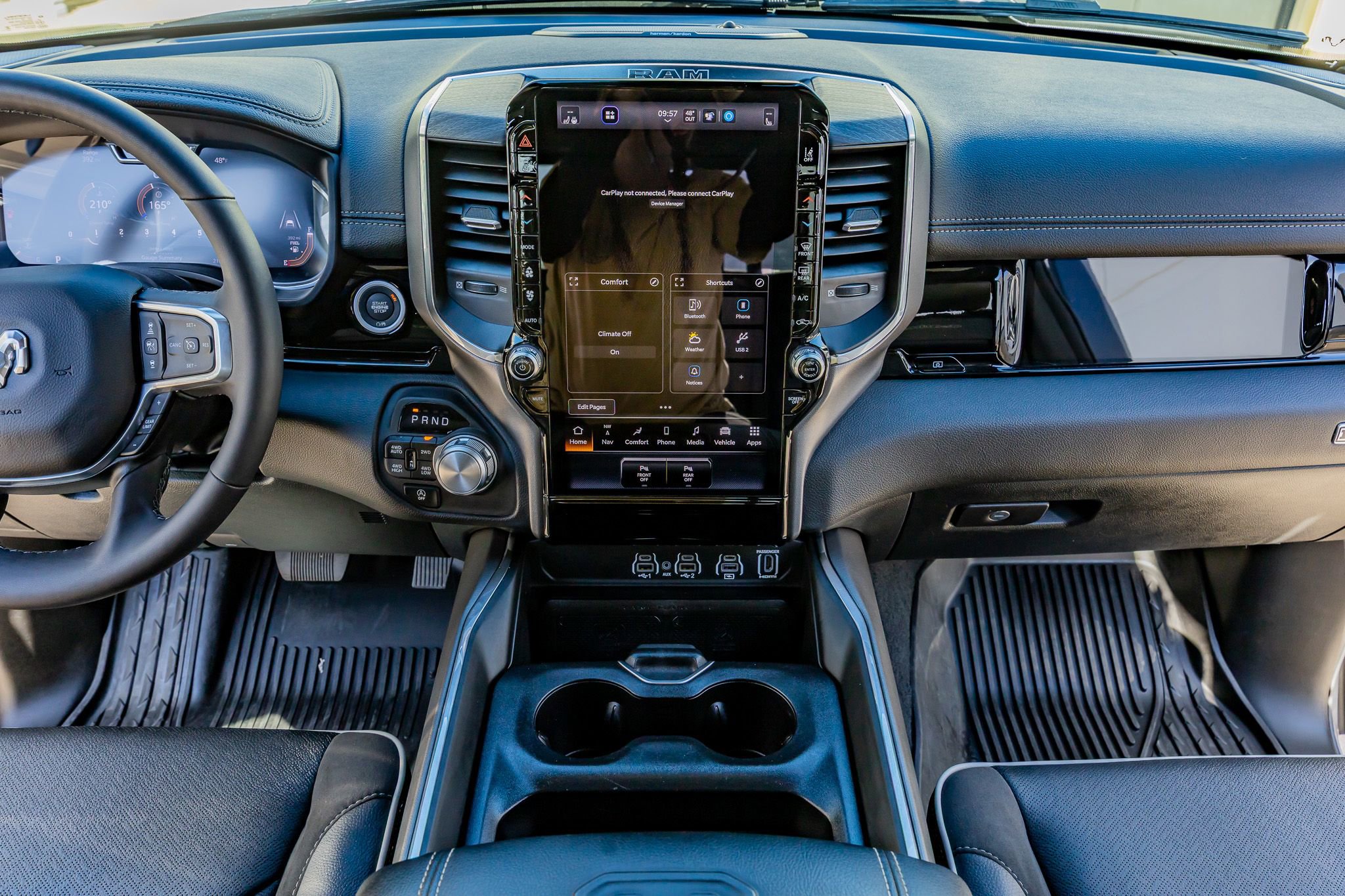 Used 2025 RAM 1500 Laramie w/ Night Edition image 22