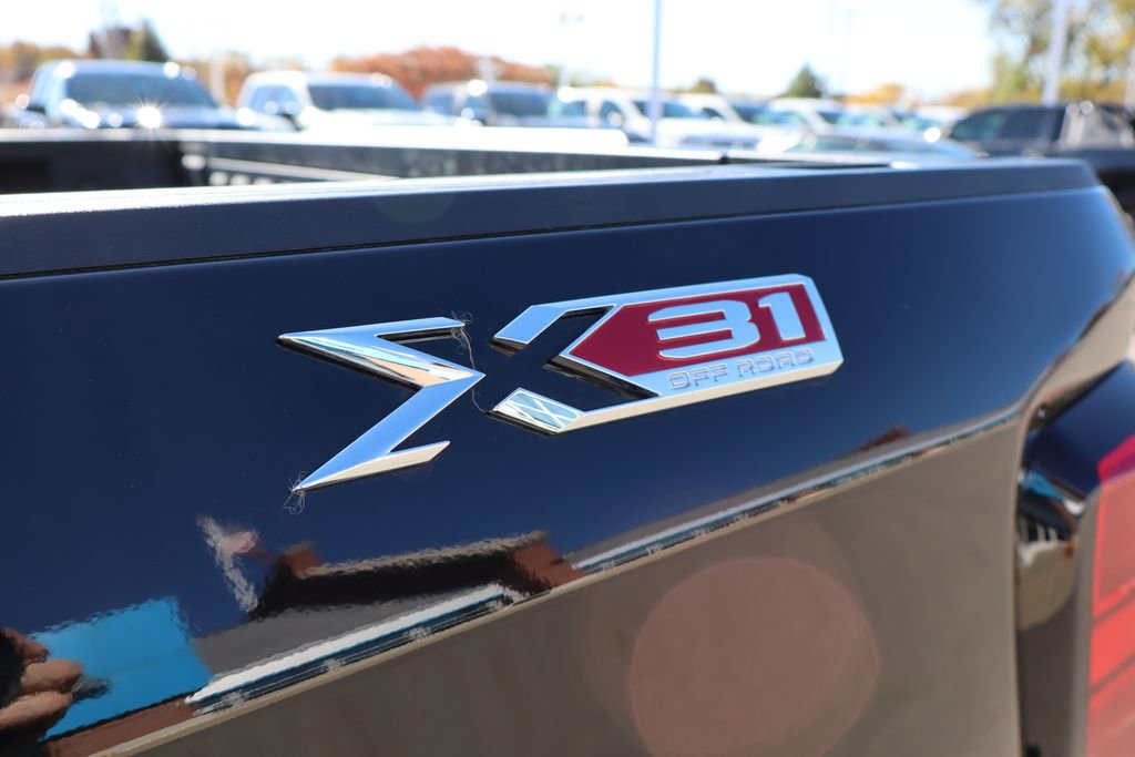 Used 2025 GMC Sierra 1500 SLT w/ SLT Premium Plus Package image 33