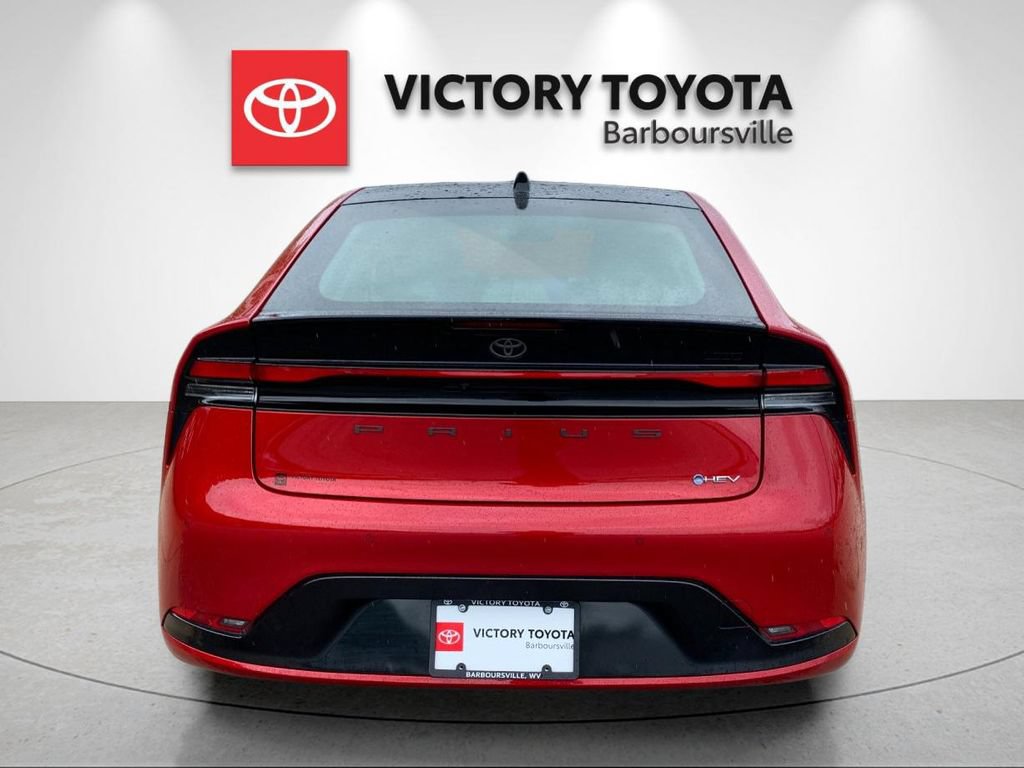 Used 2025 Toyota Prius Limited FWD image 4