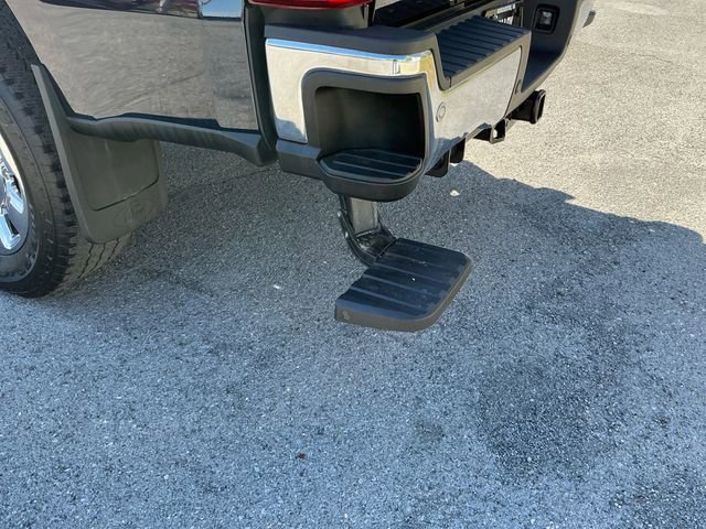 Certified 2023 Ford F250 Lariat w/ Chrome Package image 26