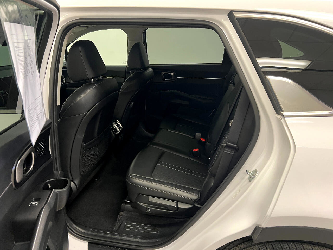 Used 2024 Kia Sorento S image 22