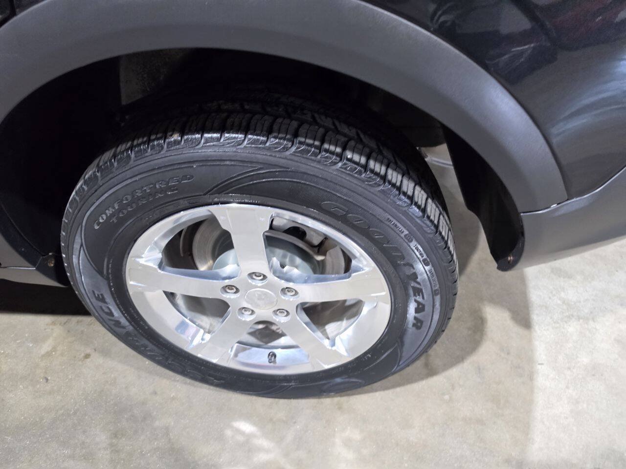 Used 2012 Chevrolet Captiva Sport LS FWD image 20