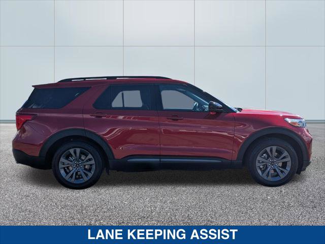 Certified 2023 Ford Explorer XLT w/ Equipment Group 202A image 6
