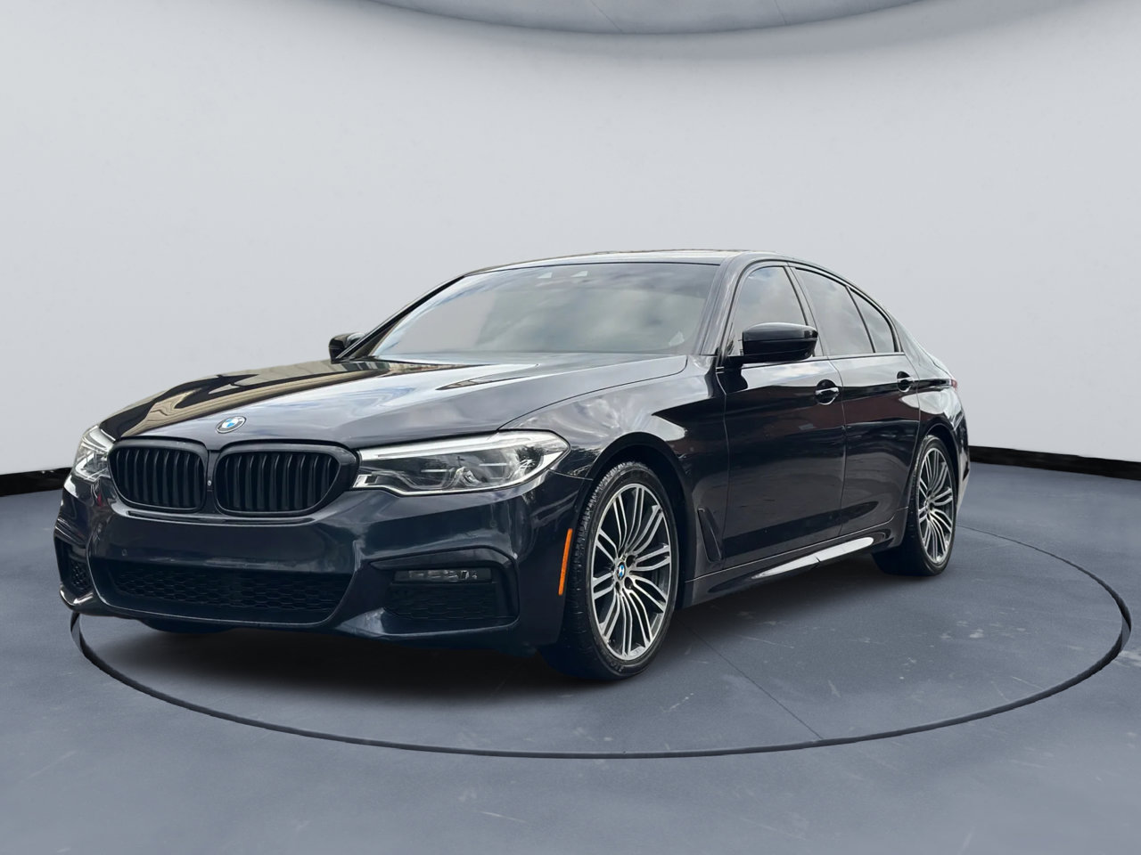 Used 2019 BMW 530i w/ M Sport Package image 3