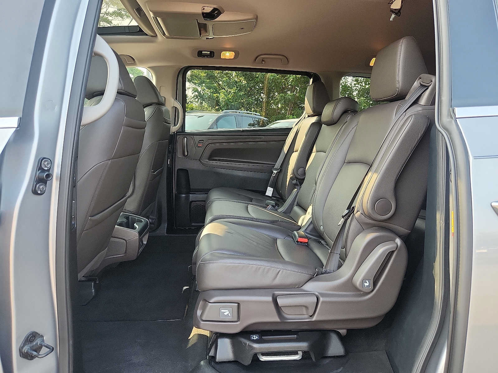 Certified 2024 Honda Odyssey Touring image 10