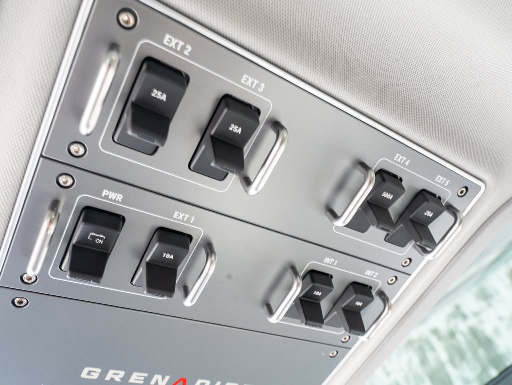 Used 2025 INEOS Grenadier AWD/4WD image 32