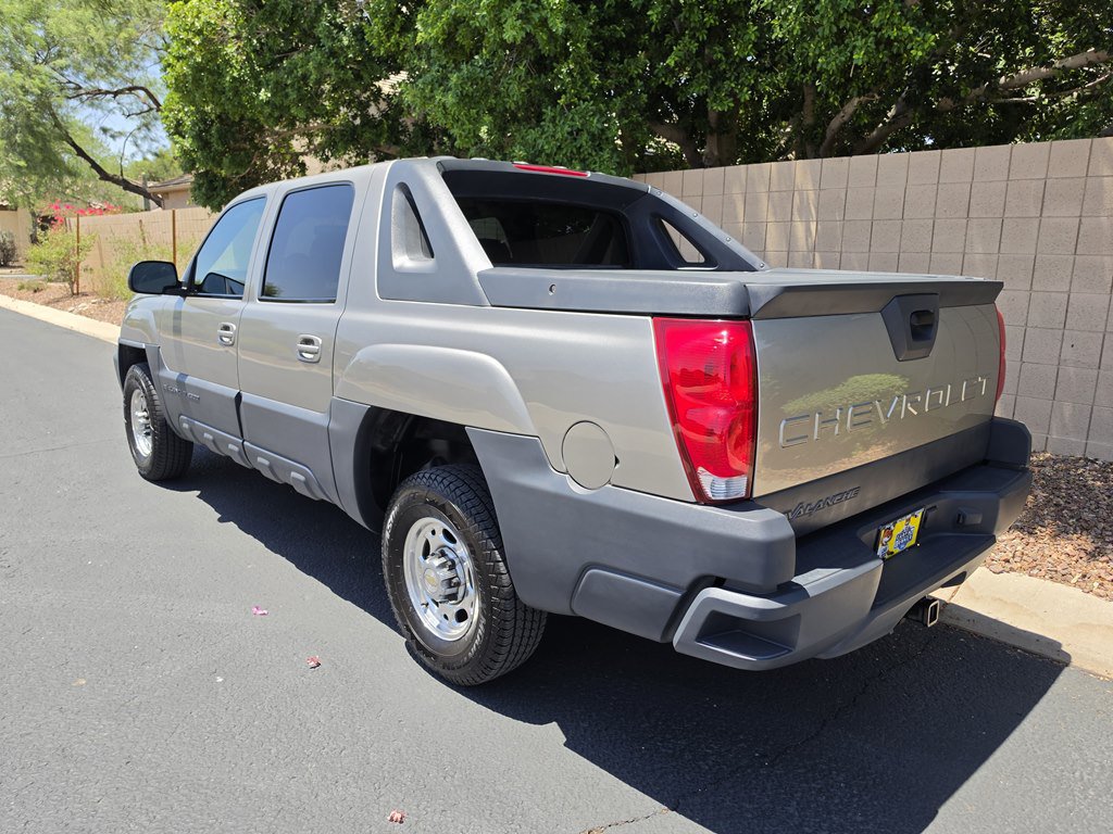 Used 2002 Chevrolet Avalanche 2500 RWD image 16