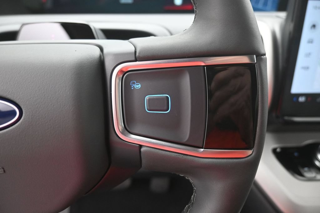 New 2027 Ford Expedition Active RWD image 7