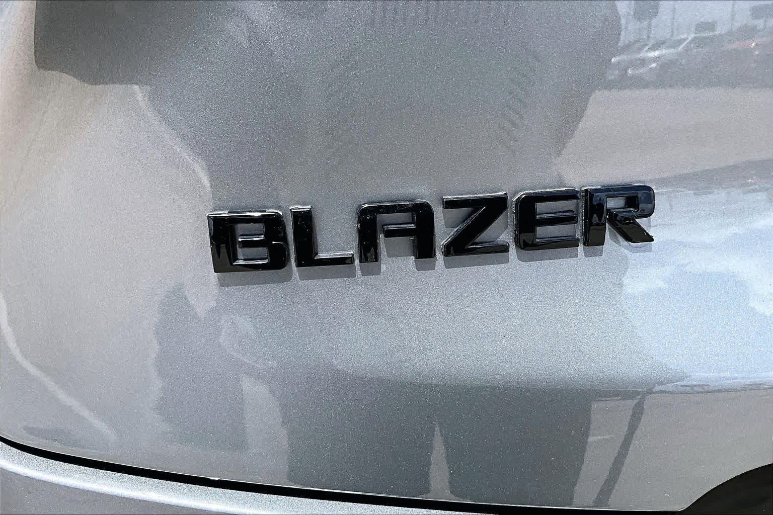 Used 2025 Chevrolet Blazer RS FWD image 31