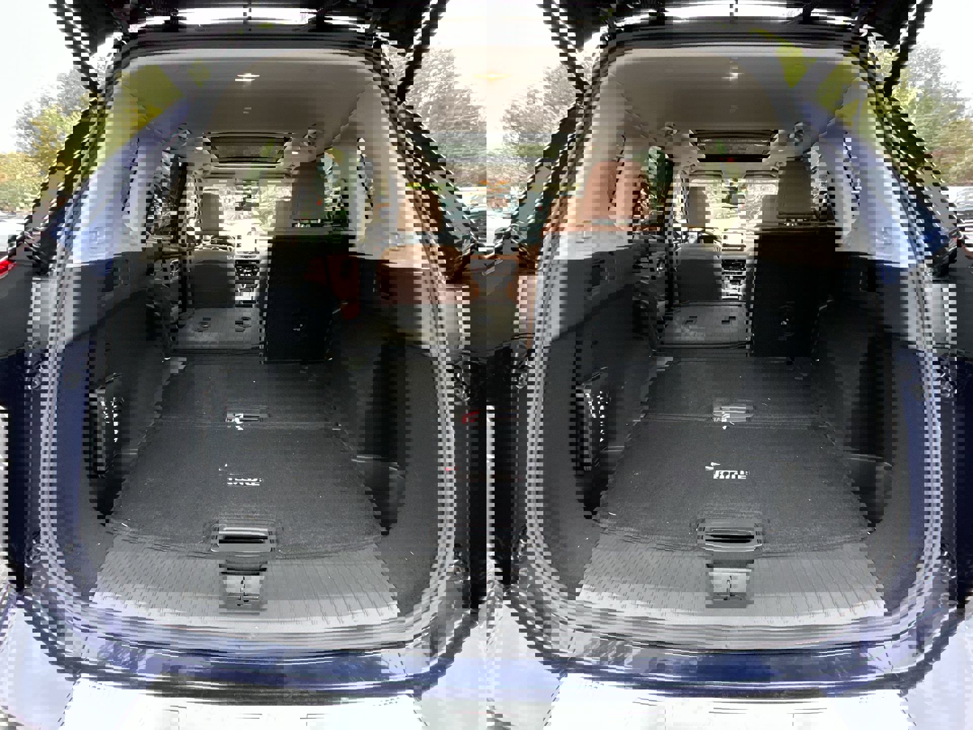 Used 2025 Nissan Rogue Platinum w/ Platinum Premium Package image 33