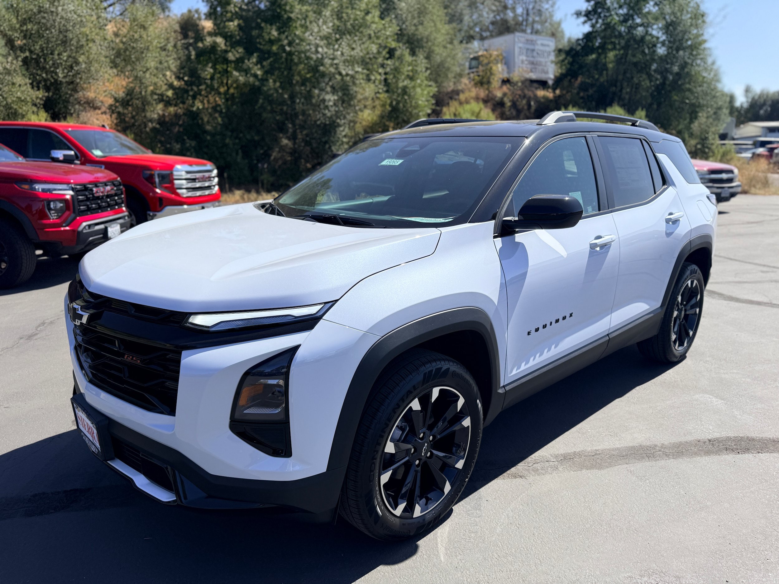 New 2027 Chevrolet Equinox RS w/ Convenience Package III