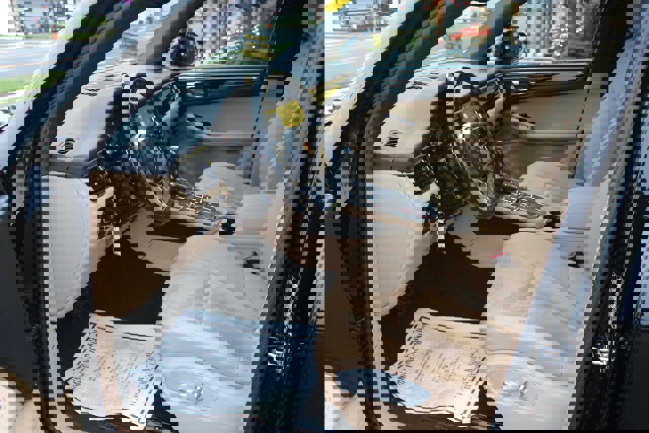 Used 2018 Porsche Macan image 11