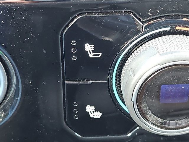 Used 2024 Chevrolet Silverado 1500 LT image 44